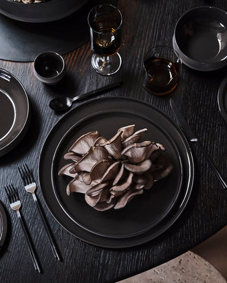 Kelly Wearstler Dune Flatware, 24 Pc Set — view 2