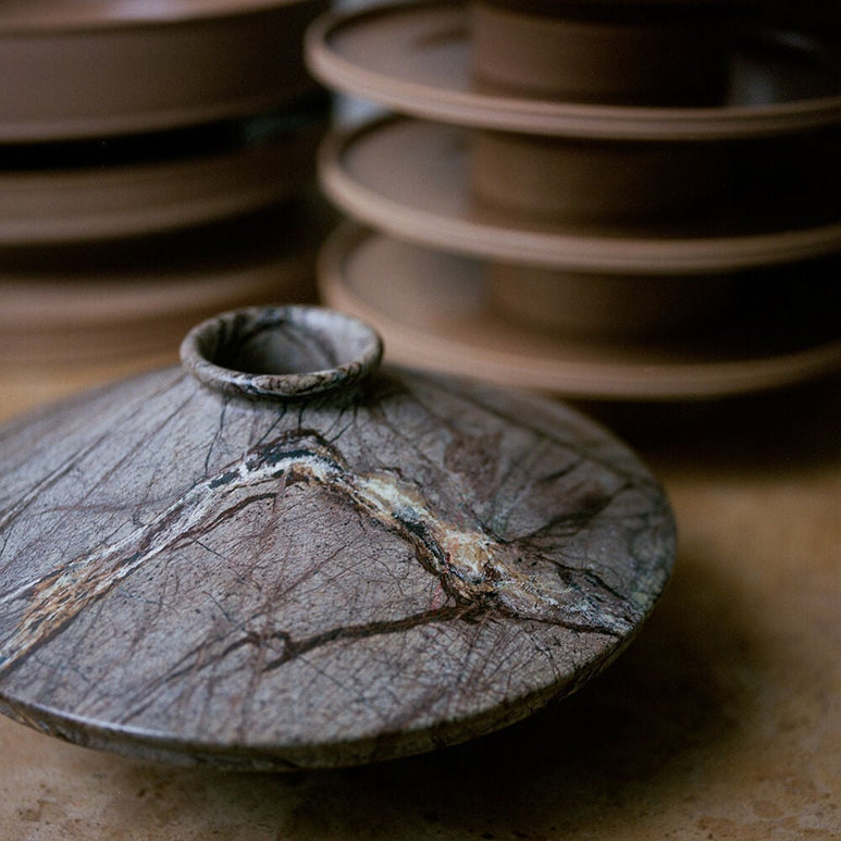 Kelly Wearstler Dune Vase — view 2