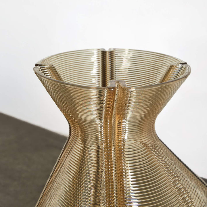 Kelly Wearstler Changing Vase — view 7
