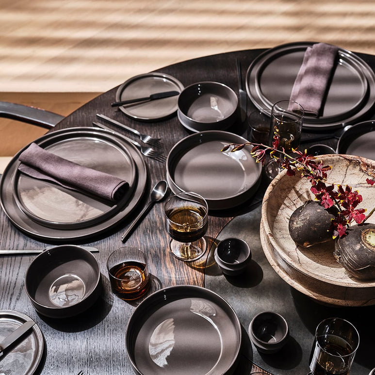 Kelly Wearstler Dune 13" Charger Plate — view 6