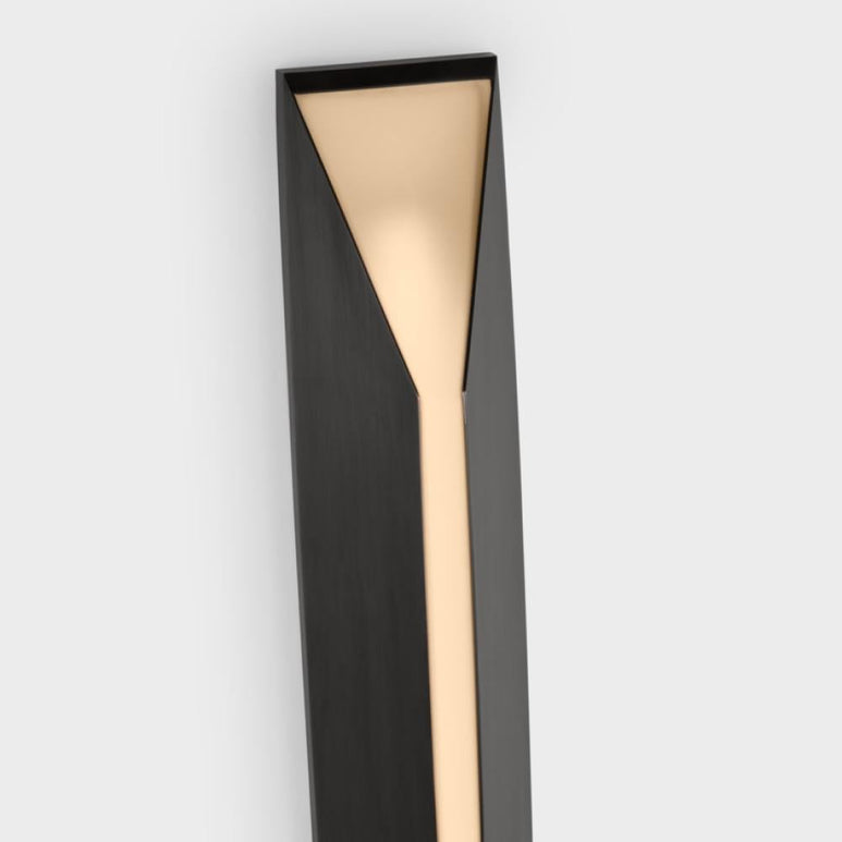 Kelly Wearstler Stretto 24" Sconce — view 4