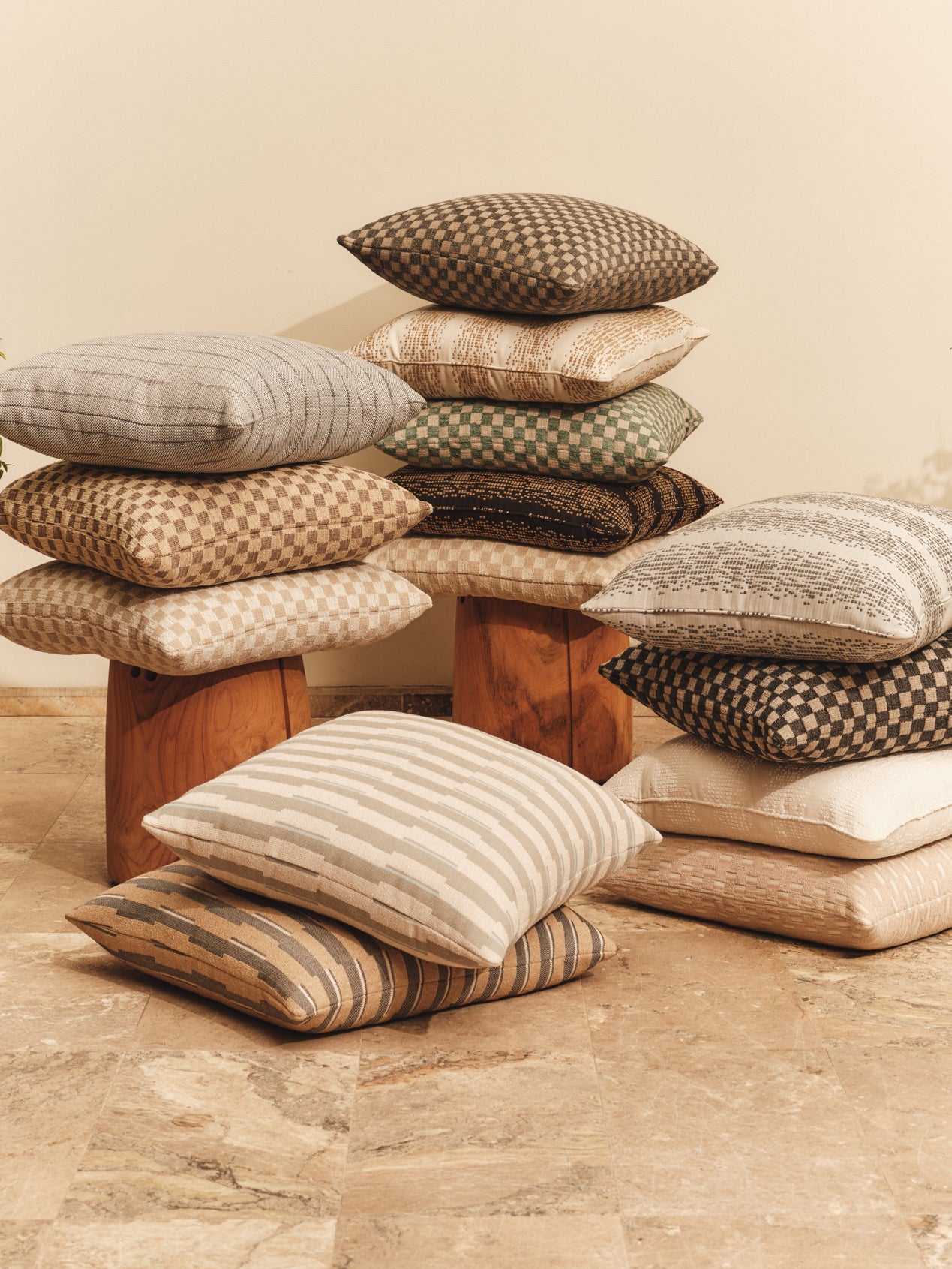 Kelly Wearstler x Lee Jofa Tela Mesa — image 4