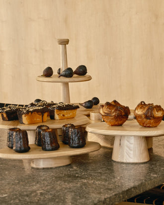 Kelly Wearstler Dune Cake Stand (HTPB0223101) — view 2