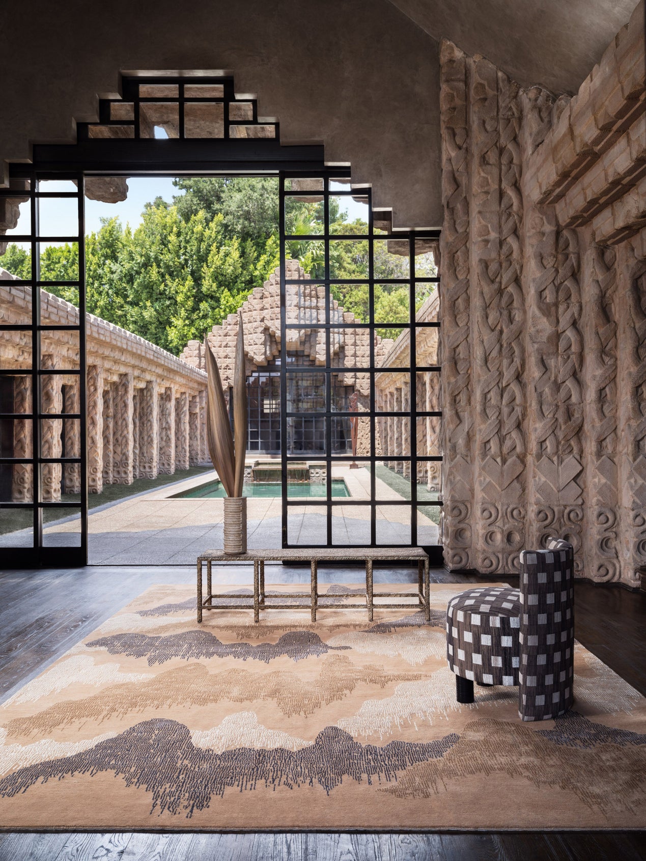 Kelly Wearstler x The Rug Company Surreal Shifts — image 4