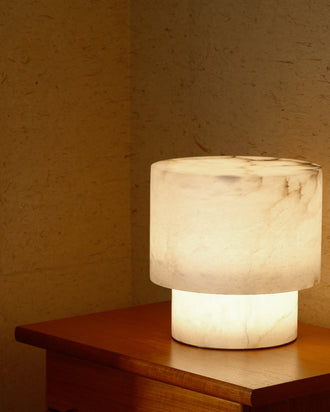 Kelly Wearstler Una Small Table Lamp — view 2